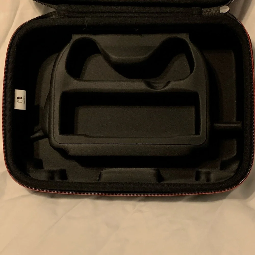 Nintendo Switch Game Traveler Deluxe System Case black